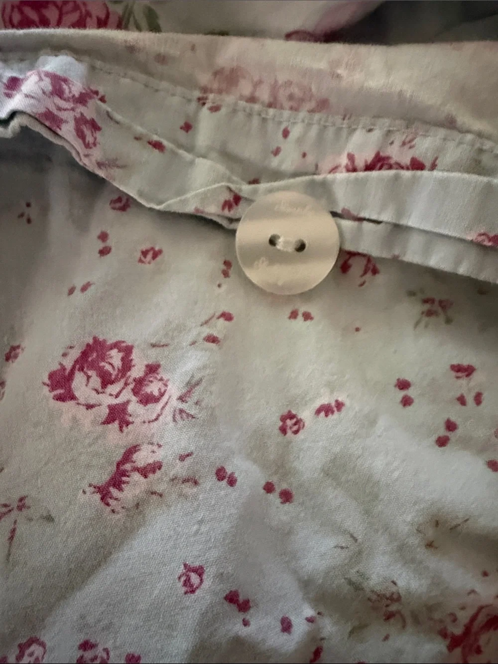 Shabby Chic Pink Rose Floral Comforter on Sage-Green